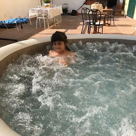 A Ca Du Cappellan Agriturismo בית חווה אימפריה